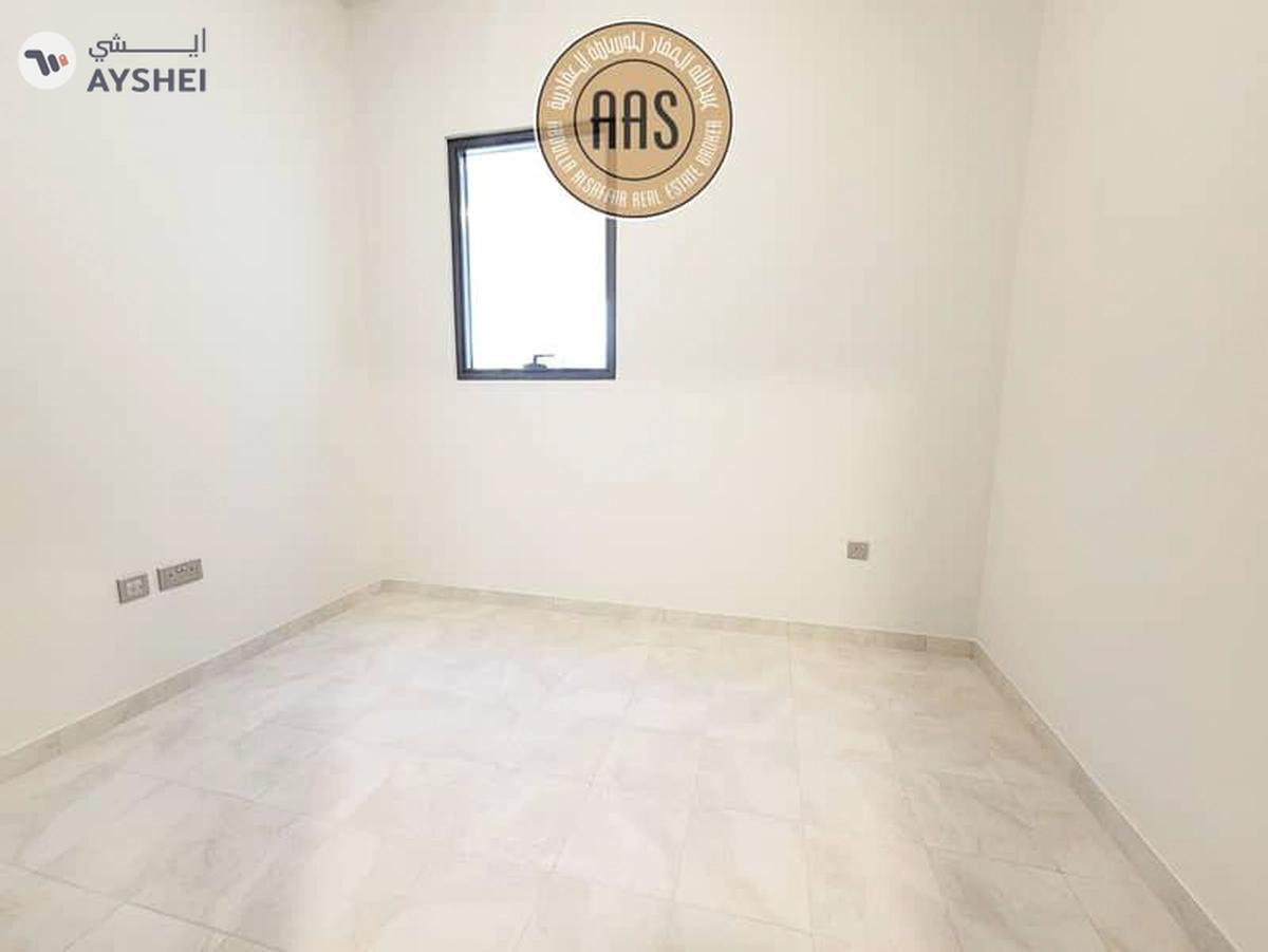 NEAR TO POOL PARK 3BED+MAID VILLA AVAILABLE IN VILLANOVA-0-landscape