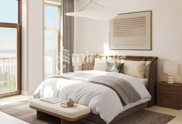 Luxury 3BR | Pool View | Premium Location