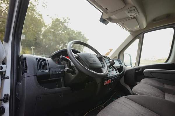 Peugeot Boxer L2H2 Delivery Van | GCC Specs | Ref#P31117