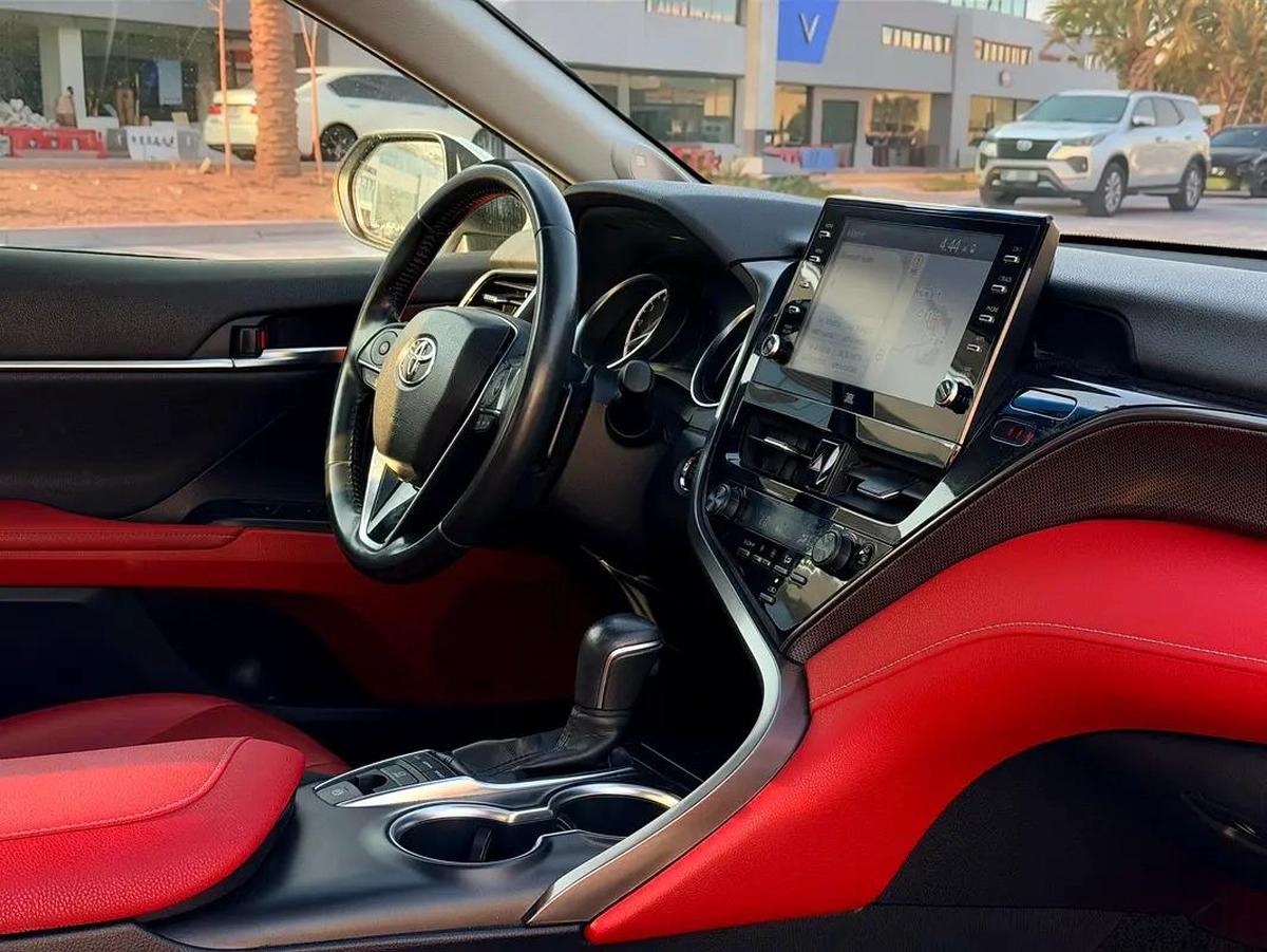 AED 1,599 P.M | 0% DOWN PAYMENT | TOYOTA CAMRY SPORT 3.5L V6 | Full Service History-19-19
