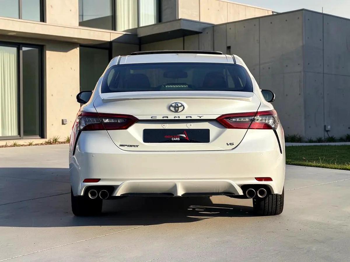 AED 1,599 P.M | 0% DOWN PAYMENT | TOYOTA CAMRY SPORT 3.5L V6 | Full Service History-13-13