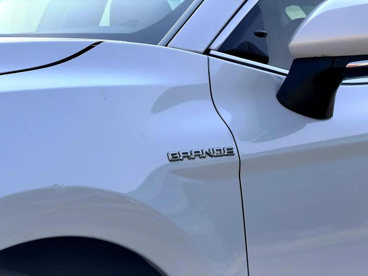 AED 1,599 P.M | 0% DOWN PAYMENT | TOYOTA CAMRY SPORT 3.5L V6 | Full Service History-15-15