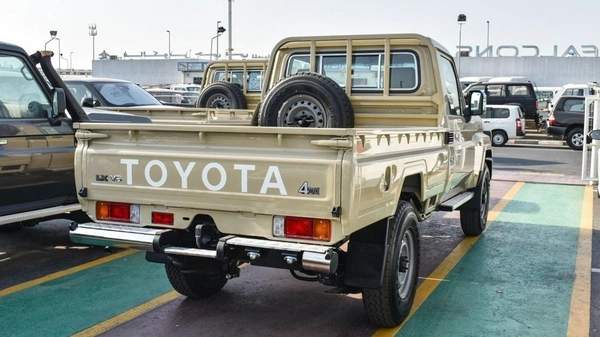 Toyota Land Cruiser Pick Up 4.0L V6 Petrol Single Cabin A/T