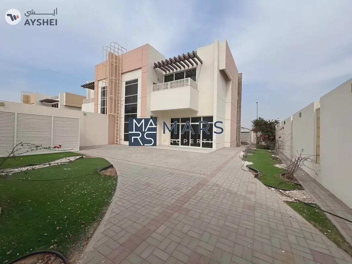 Luxury Living l American Style Villa l For Rent-0-landscape