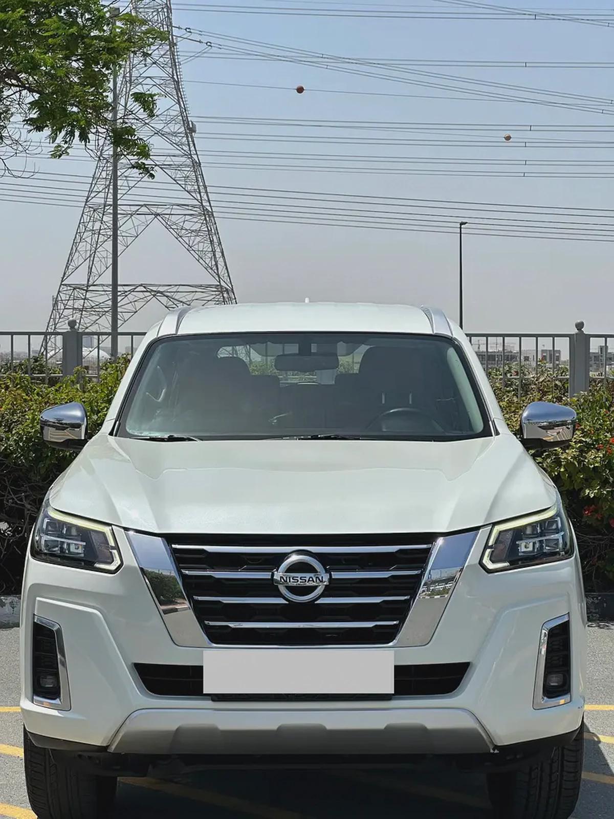 1270/- AED EMI 7-Seater 2023 Nissan Xterra Titanium 2.5L PUSH START || GCC Specs - Well Maintained-0-0