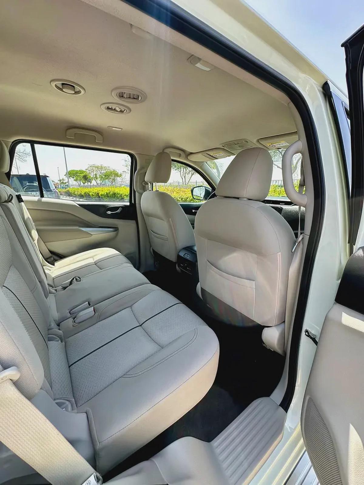 1270/- AED EMI 7-Seater 2023 Nissan Xterra Titanium 2.5L PUSH START || GCC Specs - Well Maintained-5-5