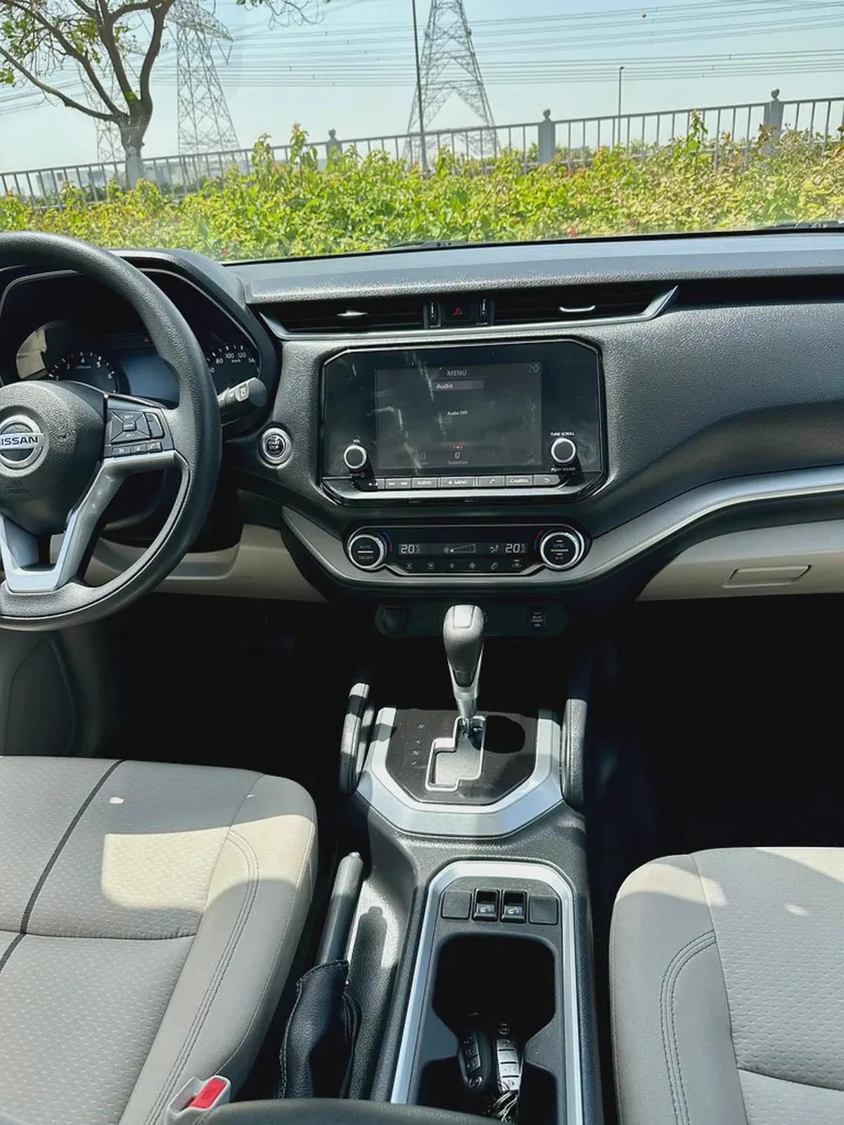 1270/- AED EMI 7-Seater 2023 Nissan Xterra Titanium 2.5L PUSH START || GCC Specs - Well Maintained-8-8