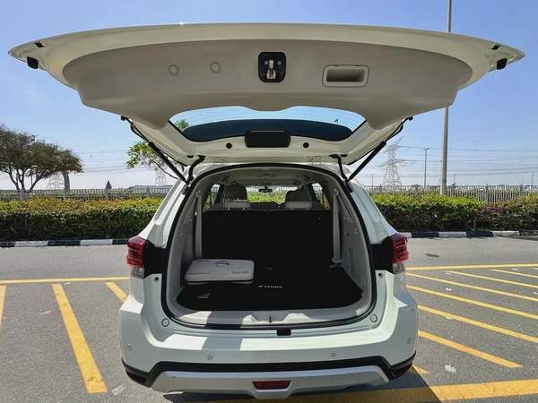 1270/- AED EMI 7-Seater 2023 Nissan Xterra Titanium 2.5L PUSH START || GCC Specs - Well Maintained