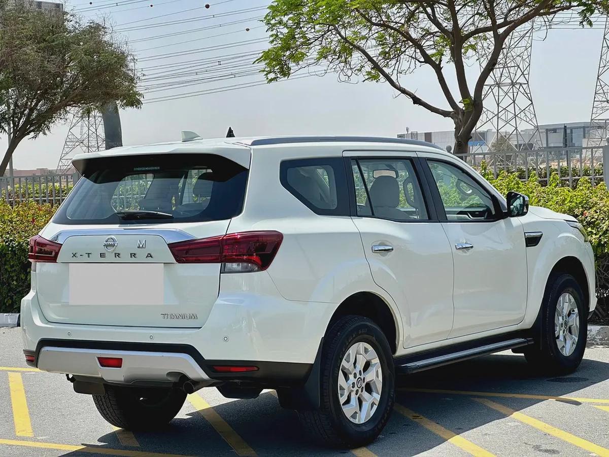 1270/- AED EMI 7-Seater 2023 Nissan Xterra Titanium 2.5L PUSH START || GCC Specs - Well Maintained-13-13