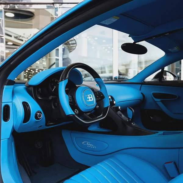 2019 BUGATTI CHIRON SPORT ( 110 Anniversary Edition) (1000KM) ( 4 years Warranty+Service Contract)