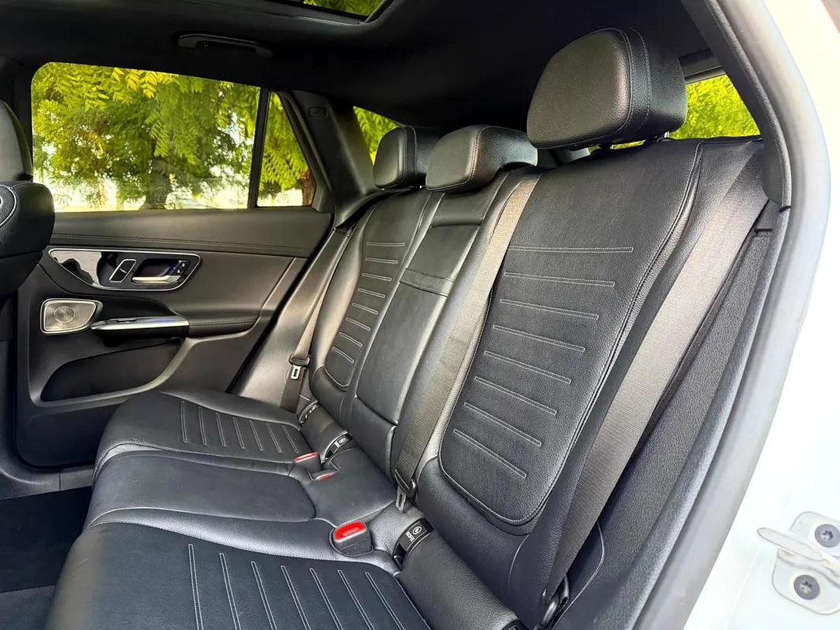 Mercedes Benz GLC 300 FULL OPTIONS UNDER WARRANTY VERY GOOD CONDITION-5-5