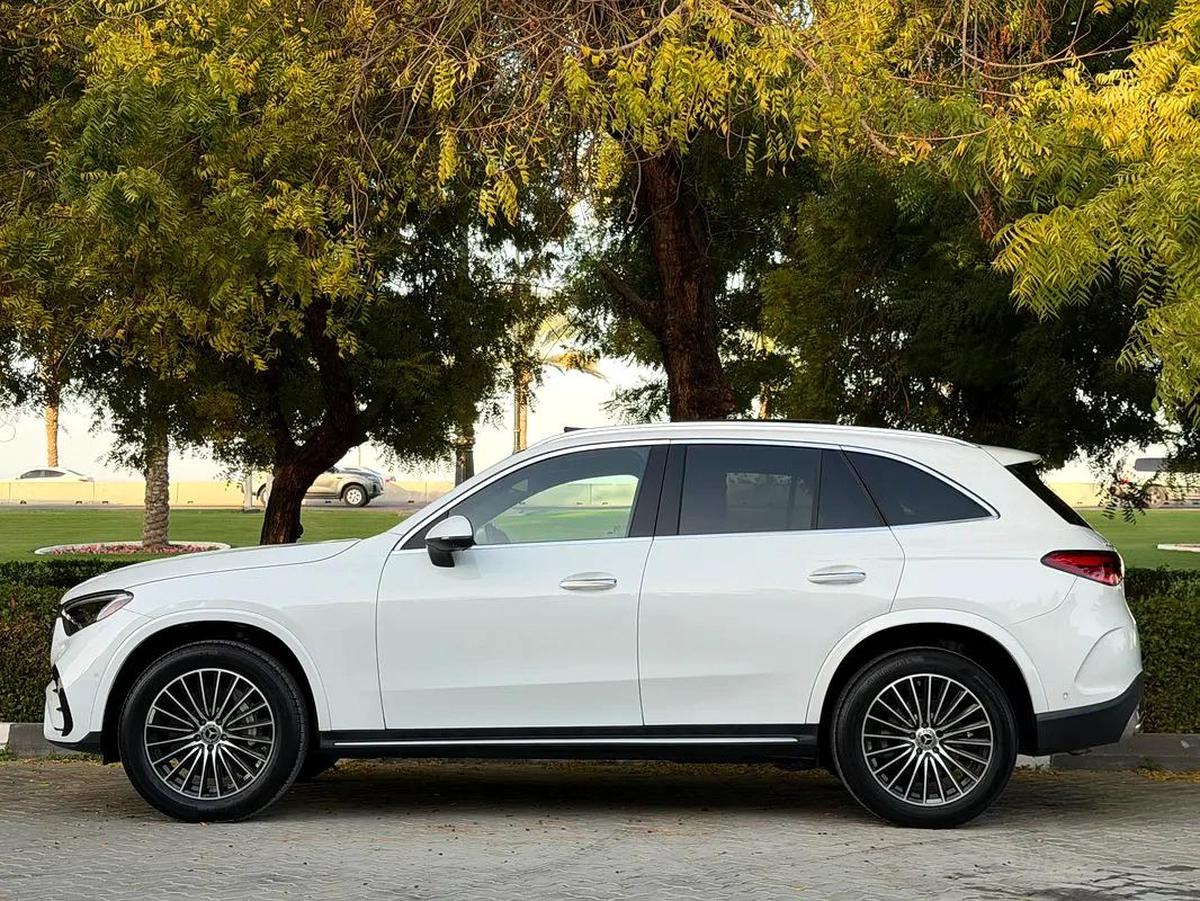 Mercedes Benz GLC 300 FULL OPTIONS UNDER WARRANTY VERY GOOD CONDITION-9-9