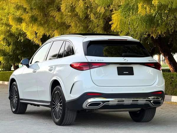 Mercedes Benz GLC 300 FULL OPTIONS UNDER WARRANTY VERY GOOD CONDITION