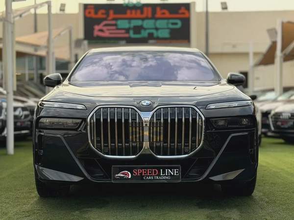 BMW 740i Master Class xDrive GCC Space Under warranty