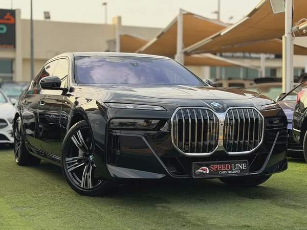 BMW 740i Master Class xDrive GCC Space Under warranty