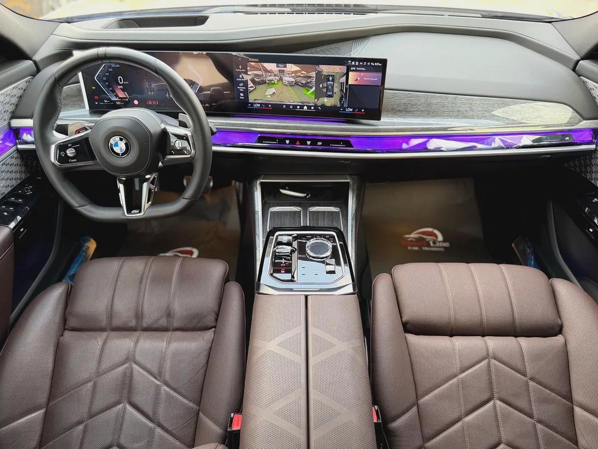 BMW 740i Master Class xDrive GCC Space Under warranty-6-6