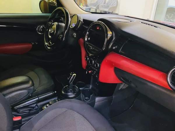 2019 MINI Coupe Cooper GCC Specs - Sporty and Fun!