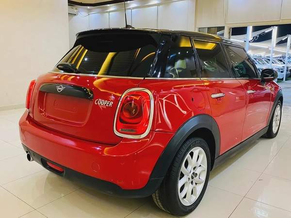 2019 MINI Coupe Cooper GCC Specs - Sporty and Fun!