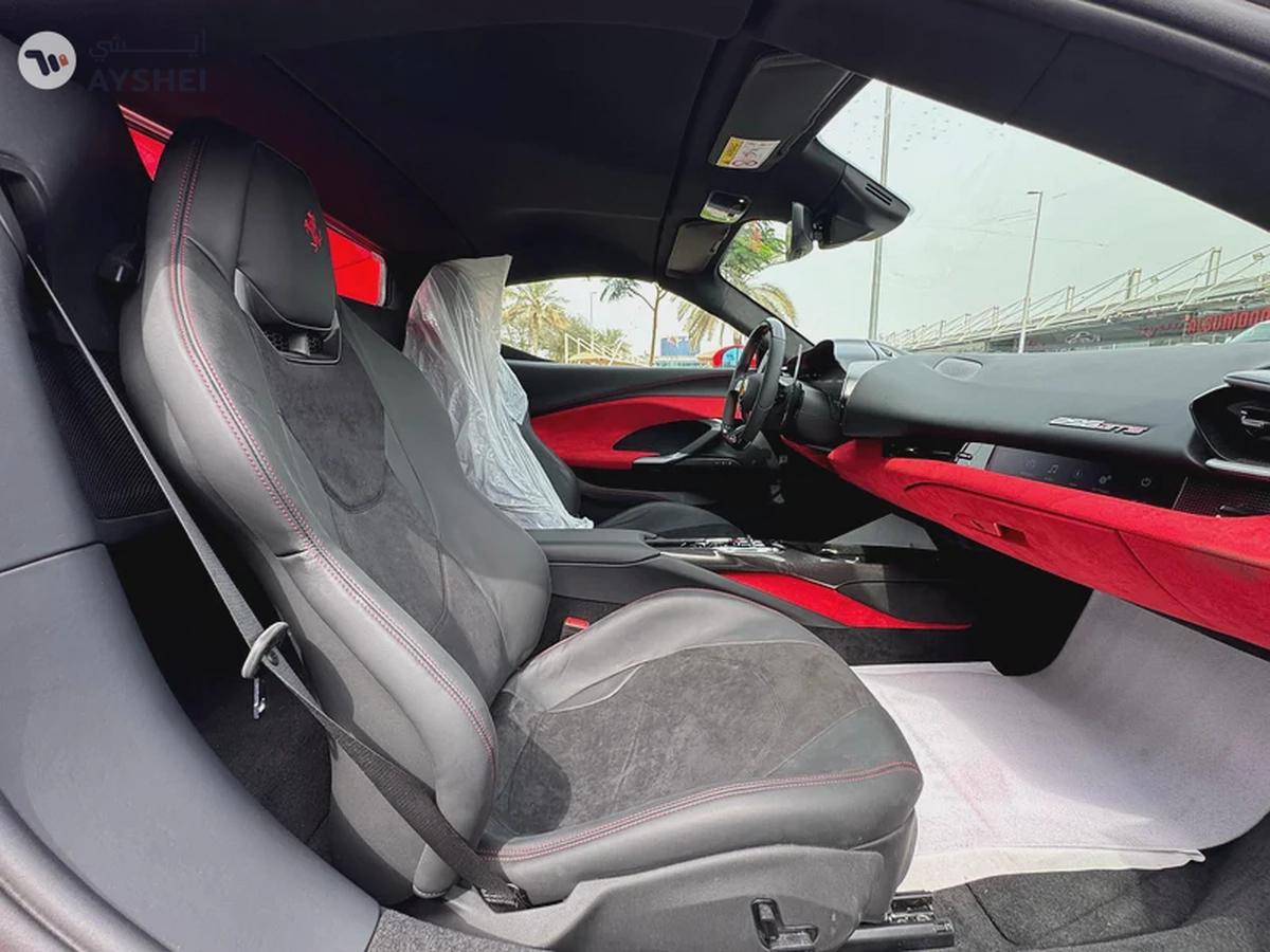 FERRARI GTS 296 3.0-litre twin-turbo V6,-12-12