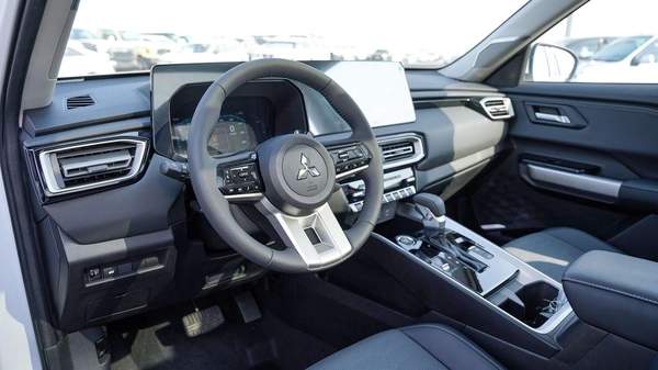 Mitsubishi Destinator Brand New 2026 Mitsubishi Destinator Premium (N-DEST-PREM-P-26) 1.5L 7-Seater SUV GCC – Export Only