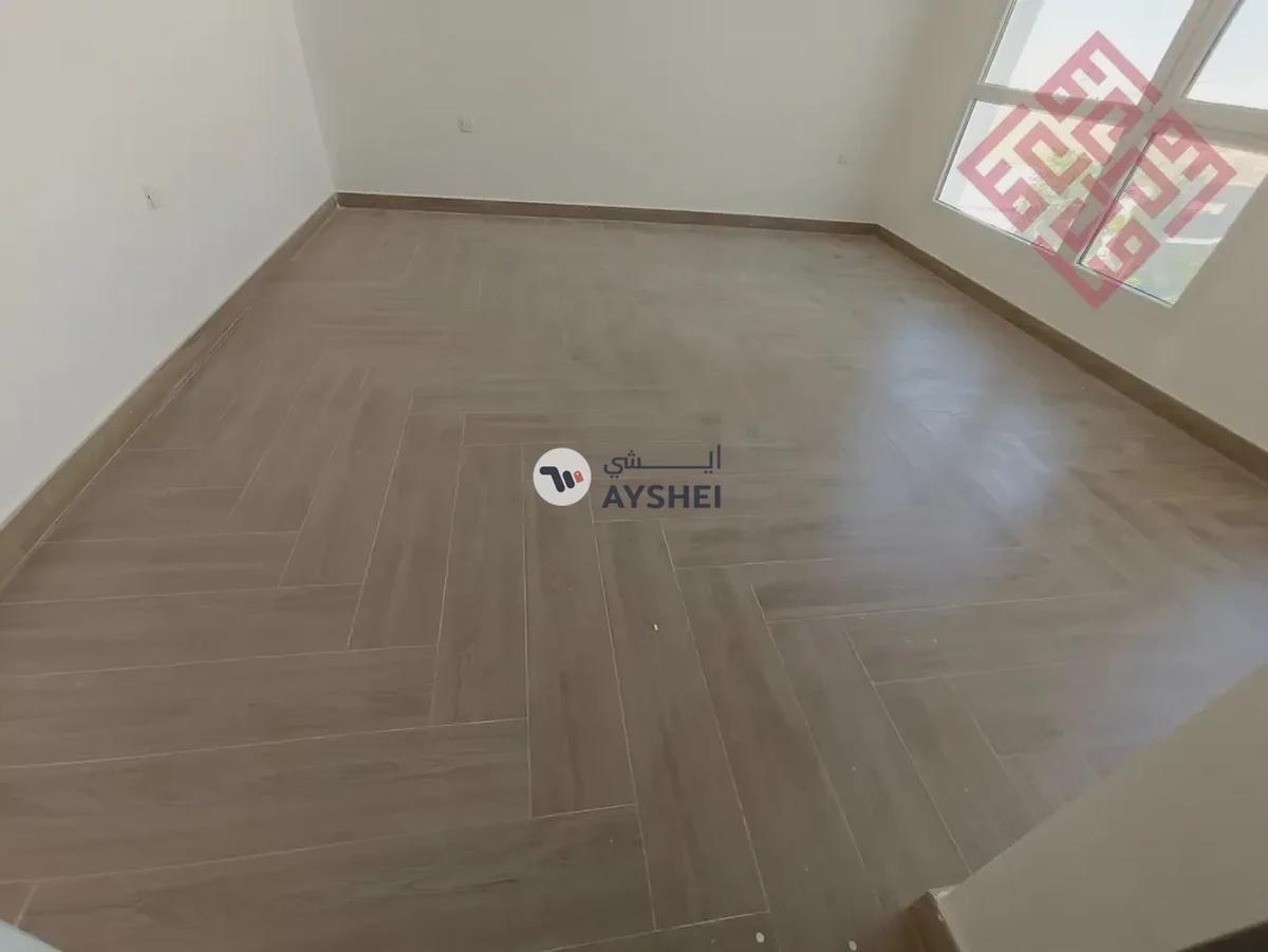 Brand New 6 bedroom villa available for sale in hoshi just 4.550M-12-12