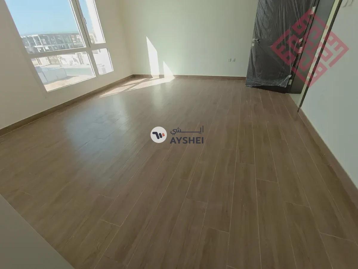 Brand New 6 bedroom villa available for sale in hoshi just 4.550M-14-14