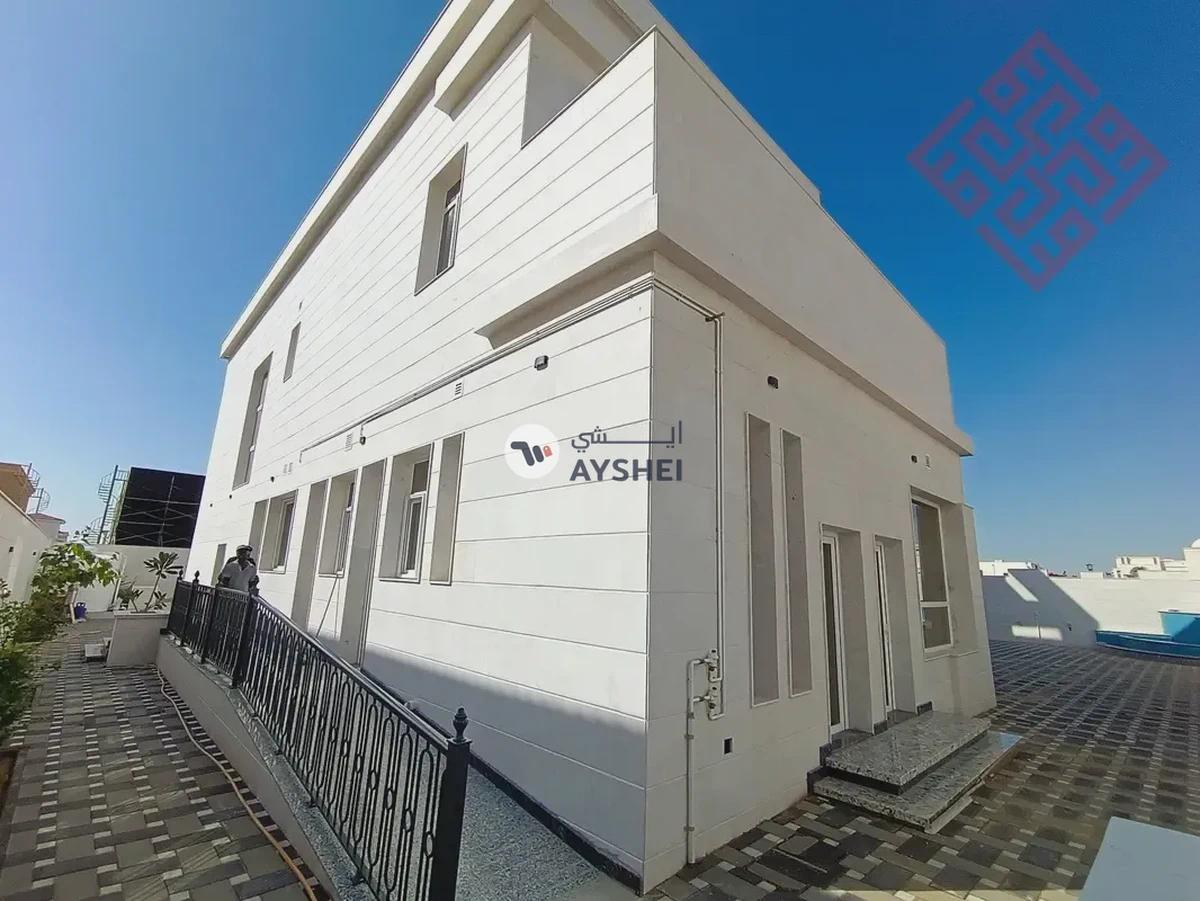Brand New 6 bedroom villa available for sale in hoshi just 4.550M-1-landscape