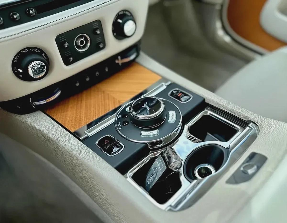 Rolls-Royce Wraith Special Edition-9-9