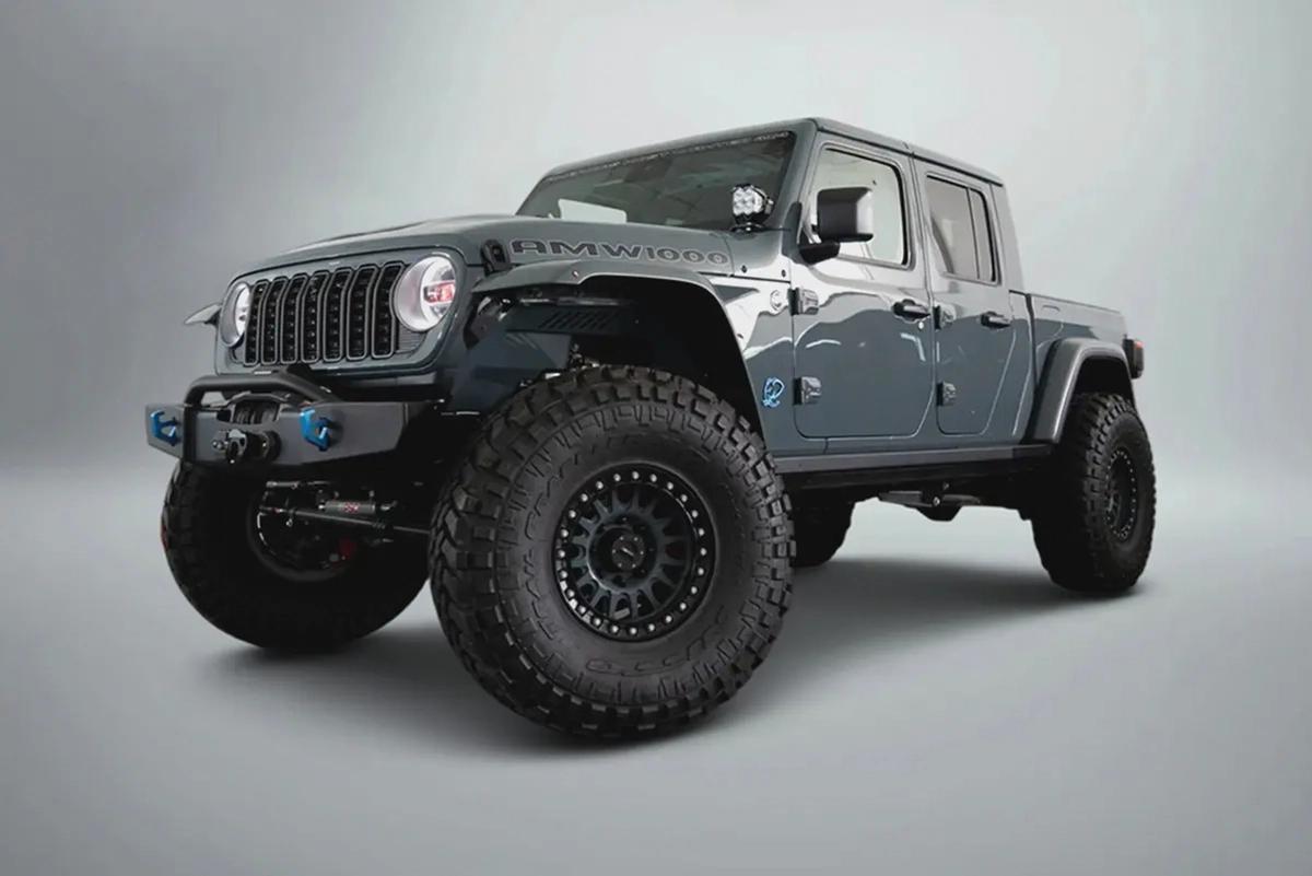 2025 Jeep Gladiator Hellephant / 1000 HP AMW Custom Built-4-4