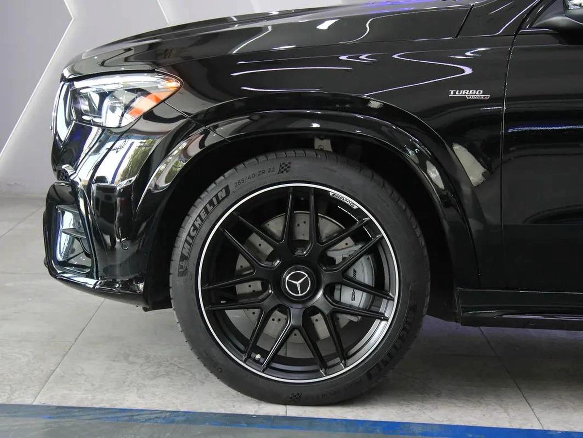 2025 Mercedes-Benz GLE 53 AMG 4Matic Plus - Like New!-4-4