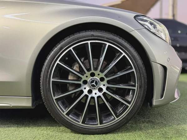 Mercedes C200 AMG Gcc Full Option Free paint super condition