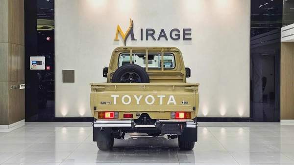 TOYOTA - LAND CRUISER - 70SERIES (GRJ79) - 2025 MODEL - V6 4.0L - 0KM - UNER WARRANTY FROM AGENCY