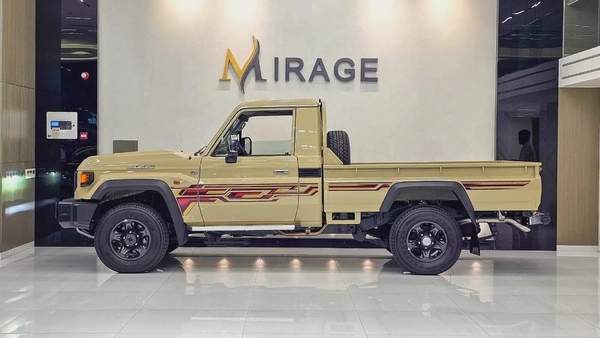 TOYOTA - LAND CRUISER - 70SERIES (GRJ79) - 2025 MODEL - V6 4.0L - 0KM - UNER WARRANTY FROM AGENCY