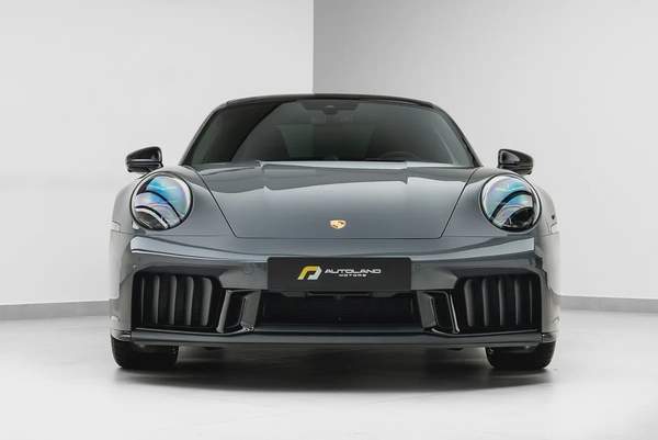 2025 PORSCHE 911 CARRERA GTS WITH WARRANTY.