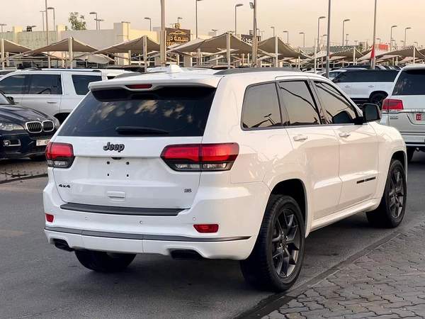 2020 Jeep Cherokee Sport - GCC Specs - Excellent Condition