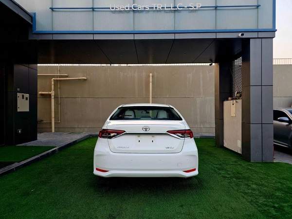 Toyota Corolla XLI GCC 1.6L/ LOW MILEAGE/ CRUISE CONTROL/ FUTTAIM CAR