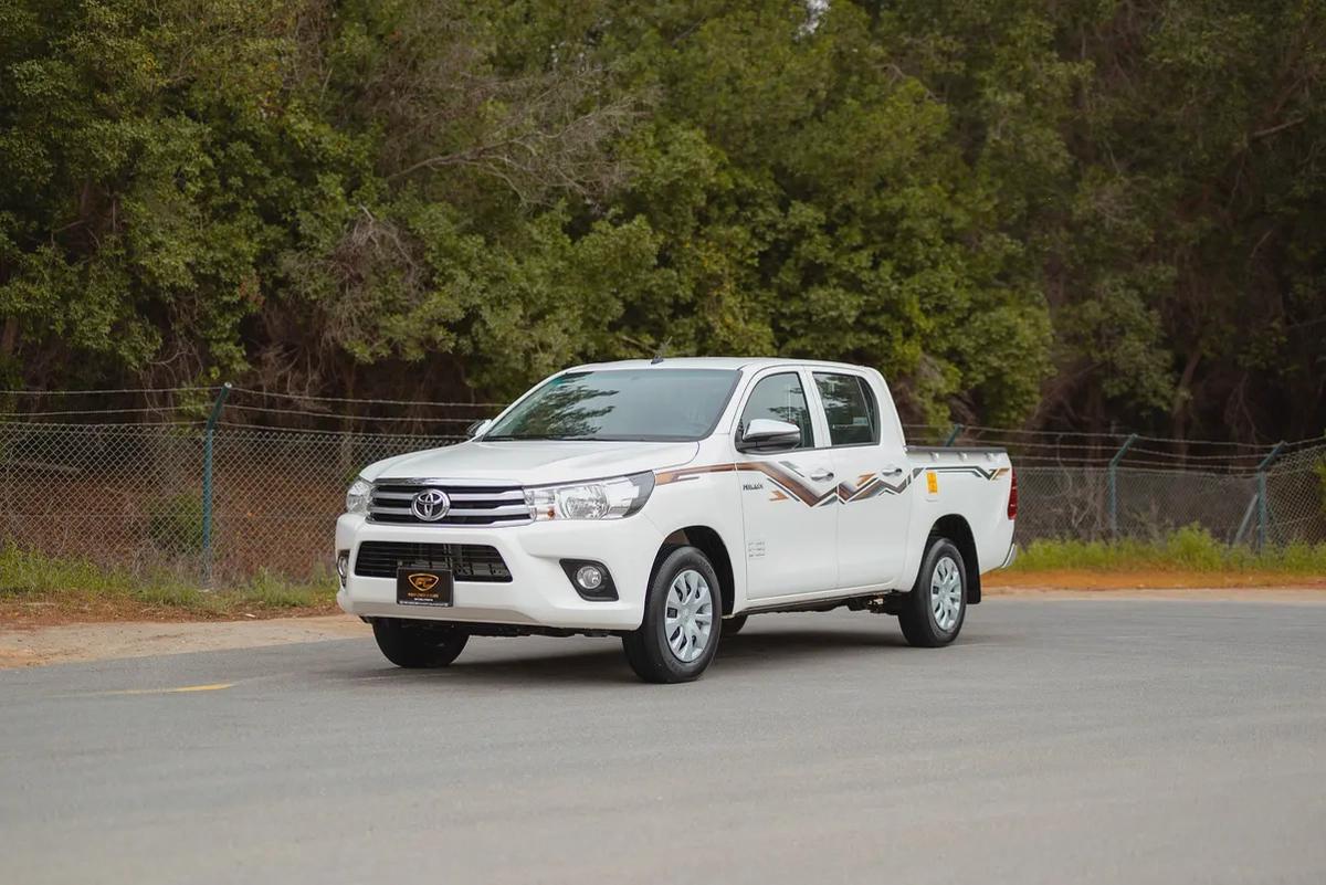 Hilux | Double Cabin 4x2 | Automatic | GCC Specs | Ref#T51049-0-0