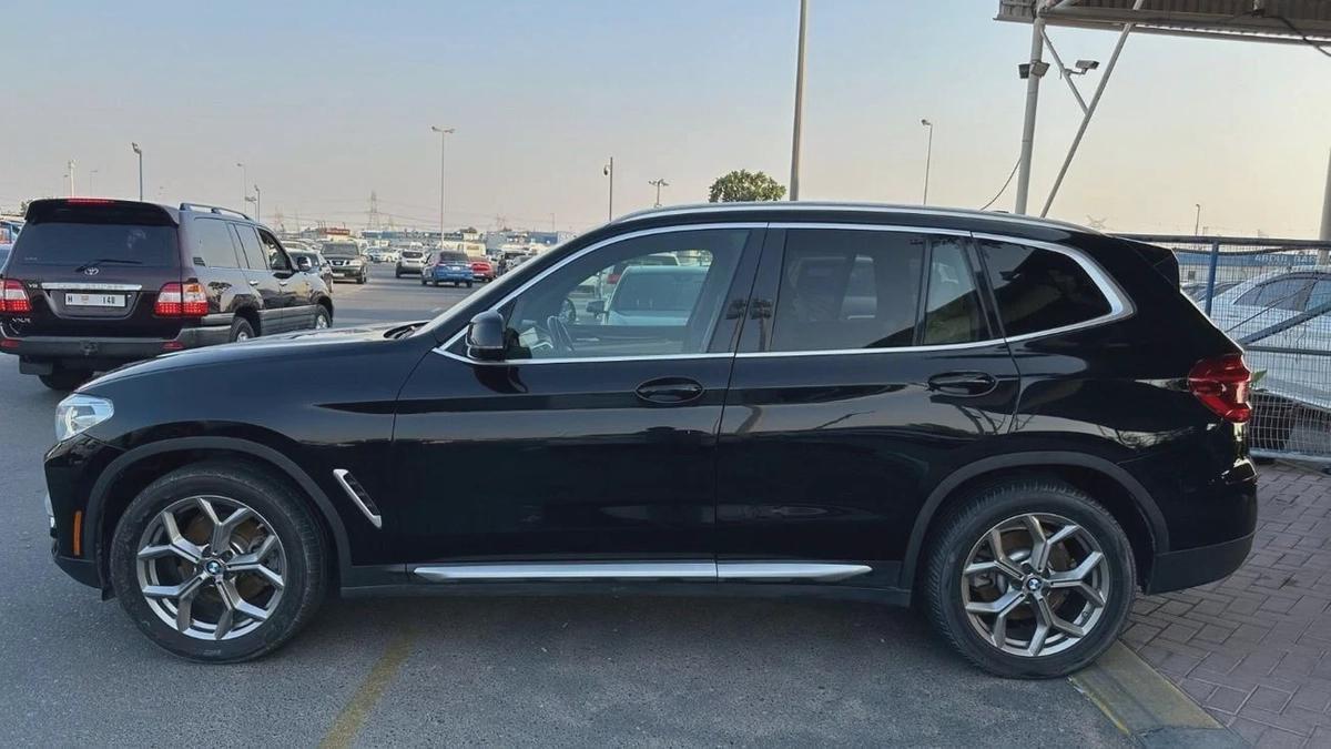 BMW X3 xDrive 30i Exclusive 2.0L-4-4