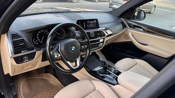 BMW X3 xDrive 30i Exclusive 2.0L