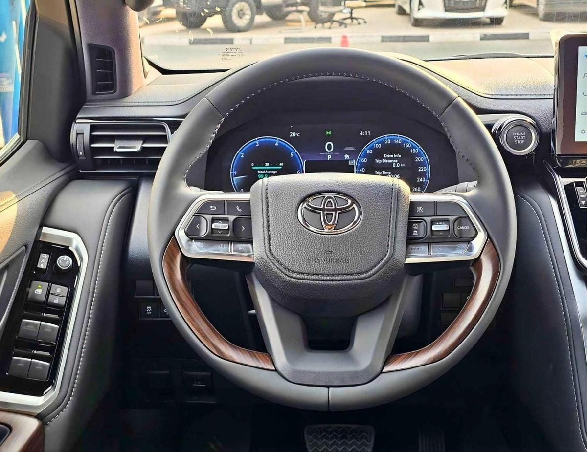 Toyota Land Cruiser VX | 4.0L V6 PETROL | PWR WITH LEATHER SEATS | DVD CAMERA | JBL SPEAKERS | SUNROOF (CODE#VX4MA)-11-11