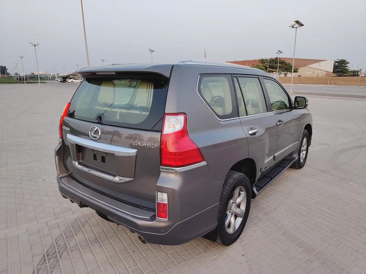 Lexus GX 460 2012 GCC Immaculate Condition Full Option Low KM Car Perfect For Family Use-15-15
