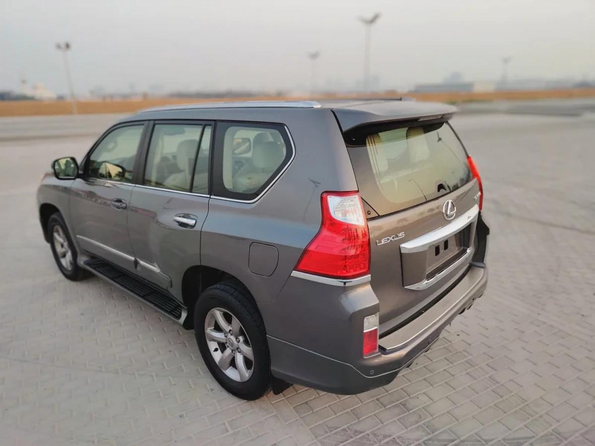 Lexus GX 460 2012 GCC Immaculate Condition Full Option Low KM Car Perfect For Family Use-18-18