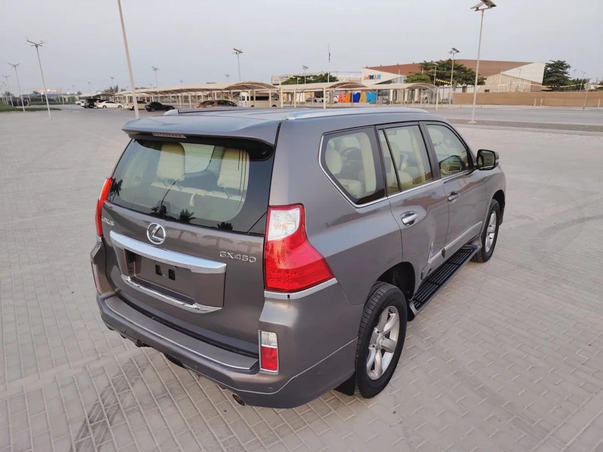 Lexus GX 460 2012 GCC Immaculate Condition Full Option Low KM Car Perfect For Family Use-19-19