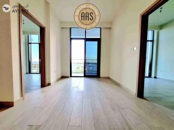 Reasonably priced 2BHK • Chiller Free • Available on high Floor • Rent 100k 04 Cheques