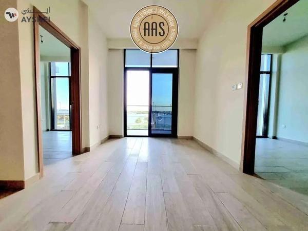 Reasonably priced 2BHK • Chiller Free • Available on high Floor • Rent 100k 04 Cheques