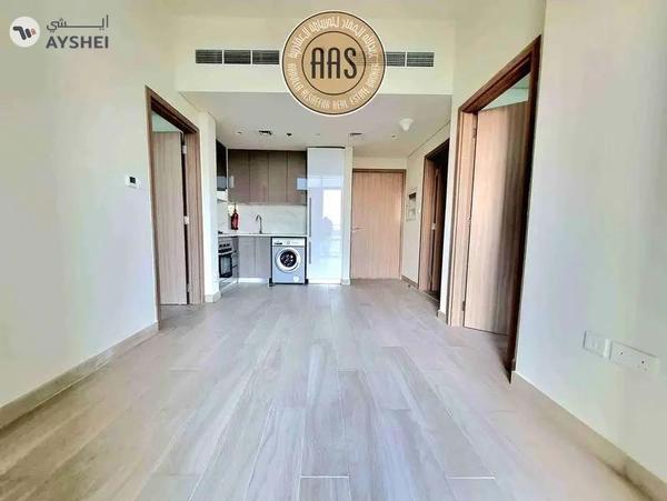 Reasonably priced 2BHK • Chiller Free • Available on high Floor • Rent 100k 04 Cheques