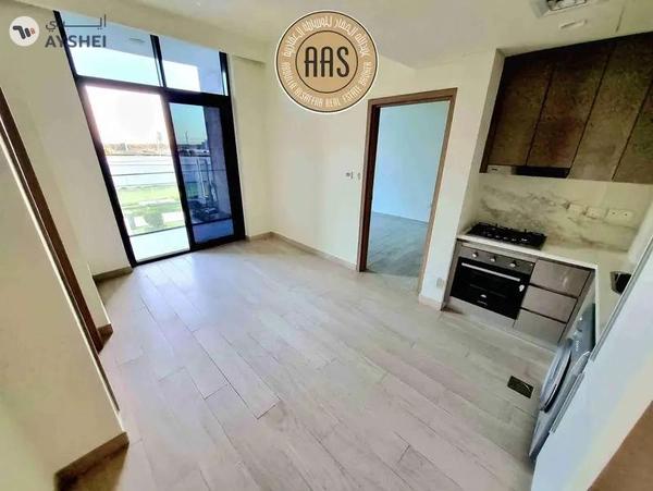 Reasonably priced 2BHK • Chiller Free • Available on high Floor • Rent 100k 04 Cheques