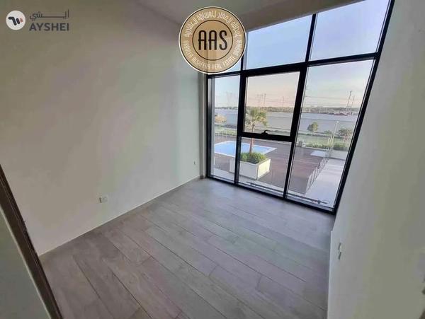 Reasonably priced 2BHK • Chiller Free • Available on high Floor • Rent 100k 04 Cheques