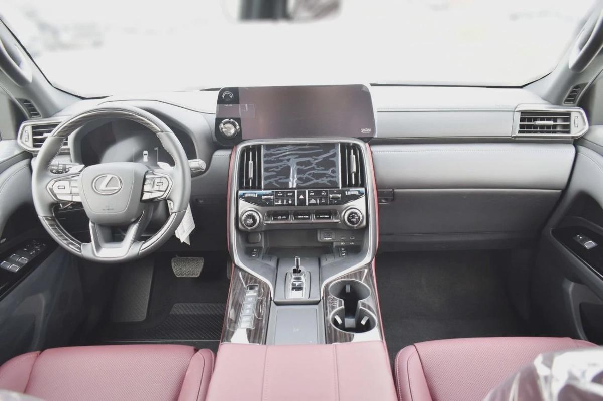 Lexus LX 700h LEXUX-LX700H 3.5L HEV URBAN 20' ALY, HUD, 7 STR, W/RSE. ML25-7-7