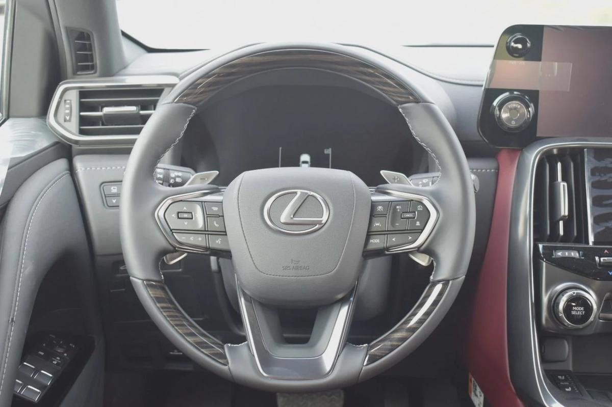Lexus LX 700h LEXUX-LX700H 3.5L HEV URBAN 20' ALY, HUD, 7 STR, W/RSE. ML25-8-8